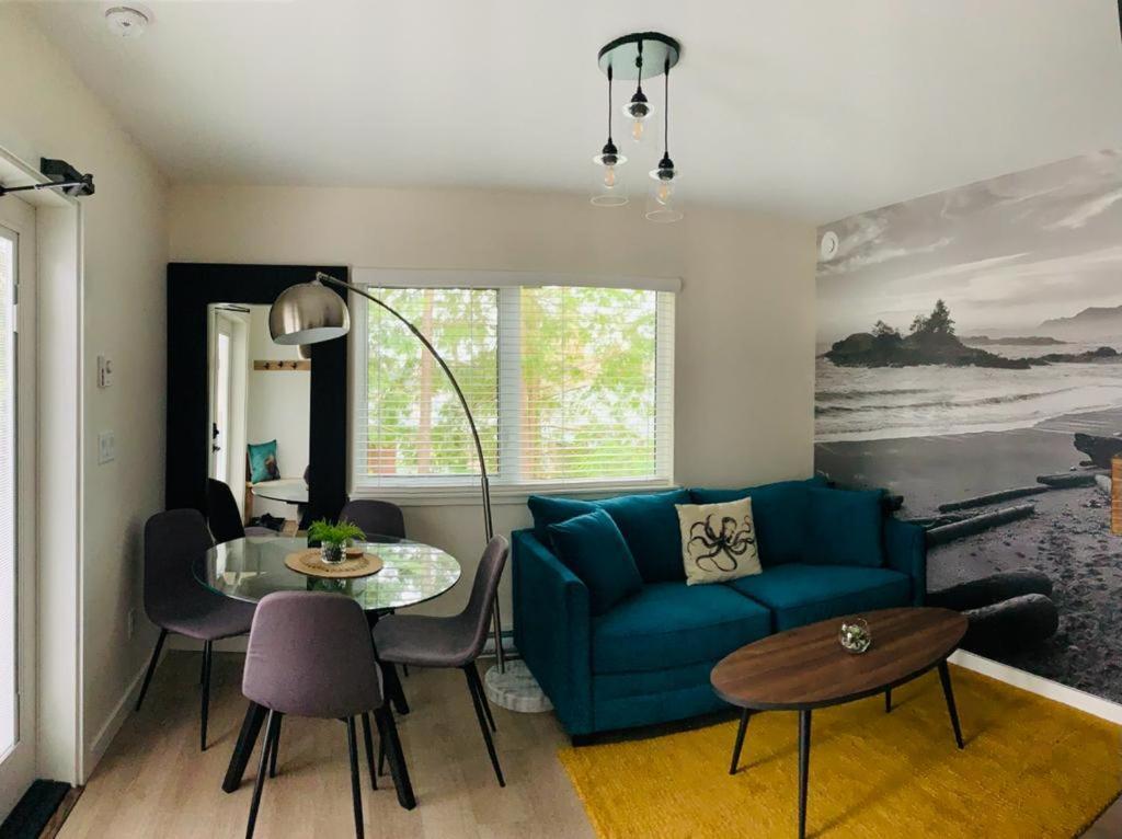 The Francis Boutique Inn Ucluelet Extérieur photo