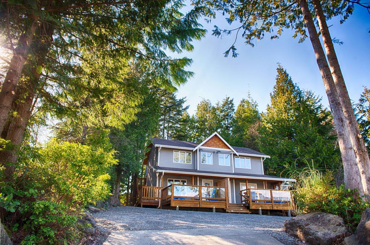 The Francis Boutique Inn Ucluelet Extérieur photo