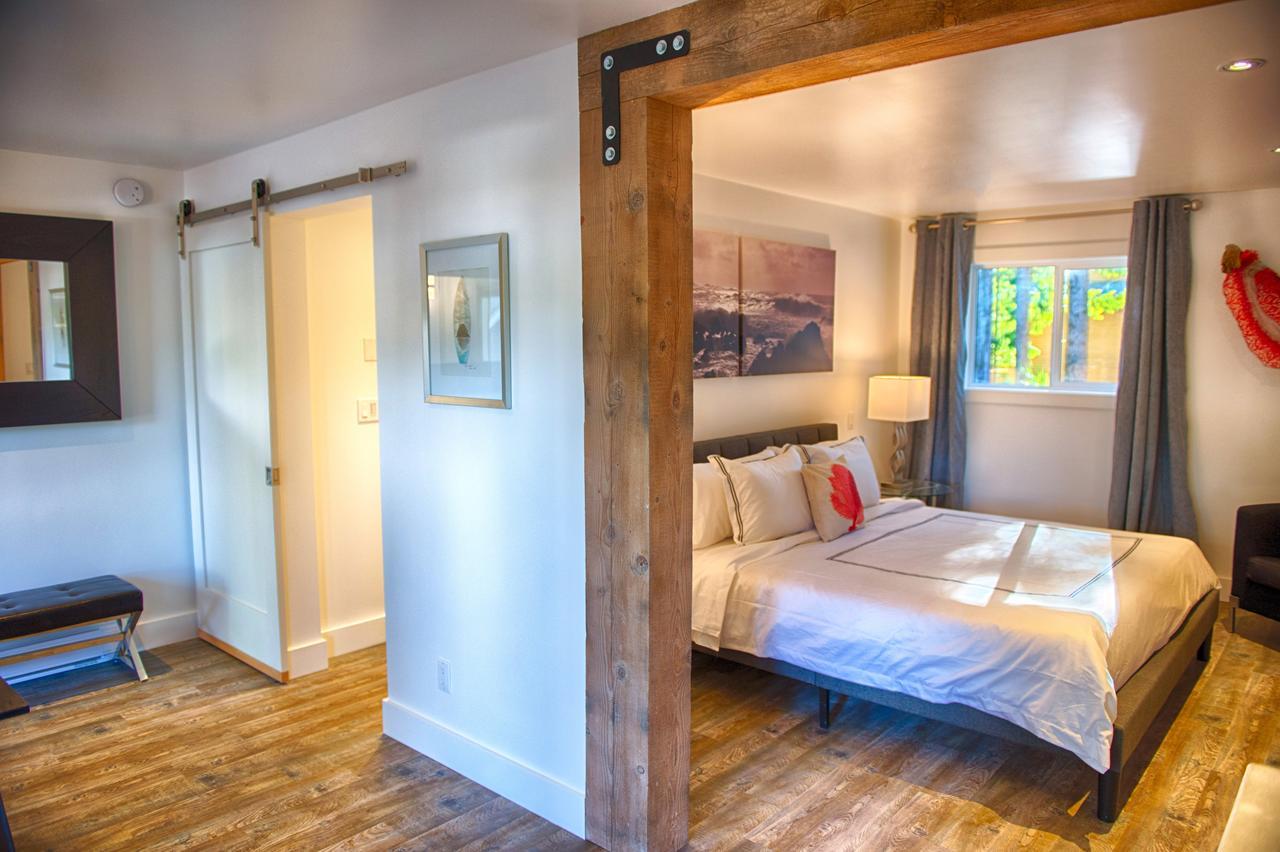 The Francis Boutique Inn Ucluelet Extérieur photo